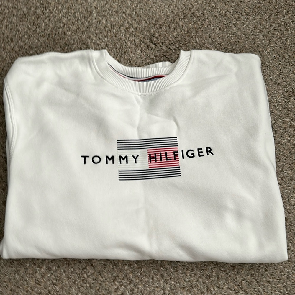 Tommy Hilfiger Men’s Sweater